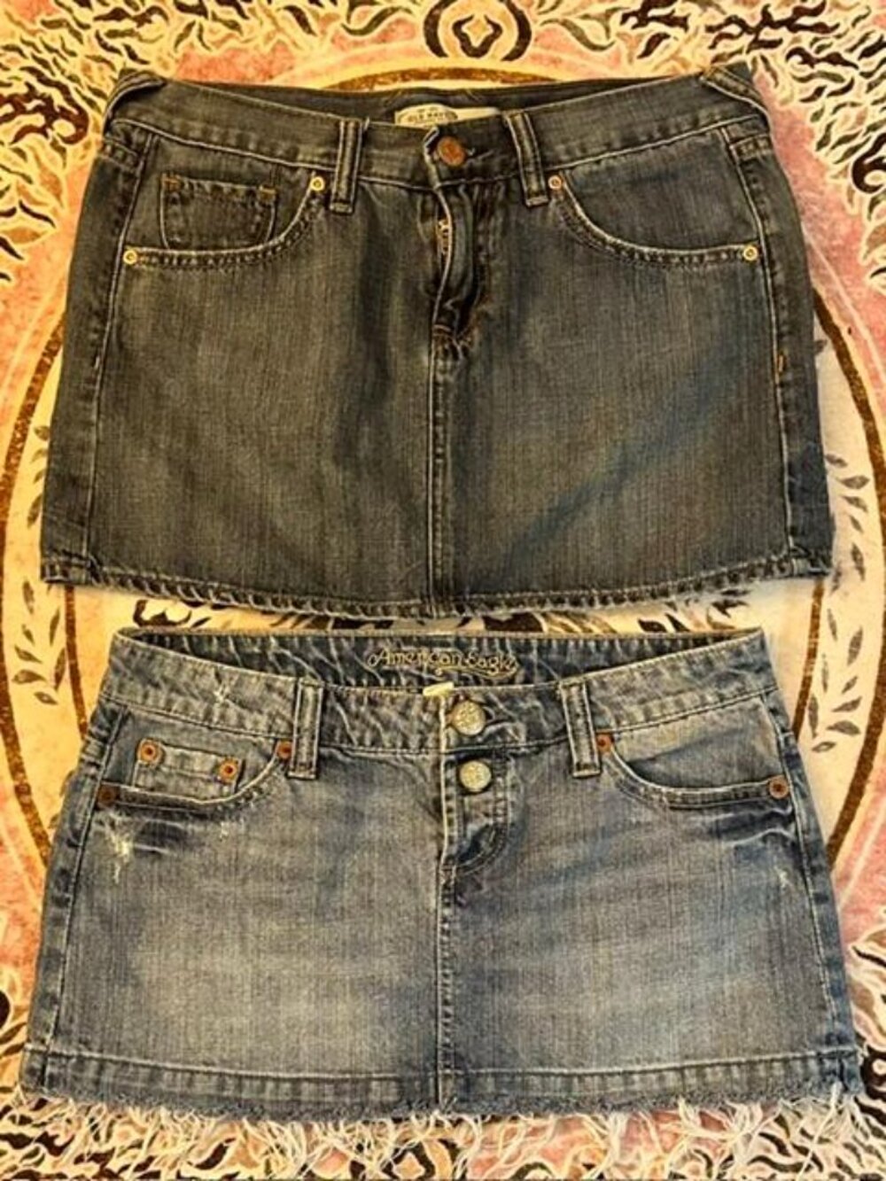 *American Eagle/Old Navy Jean Mini Skirts Y2K Distressed Size 4 Set